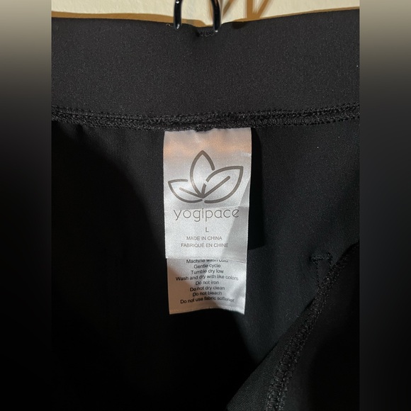 Yogi Pace pants size L - Picture 2 of 3